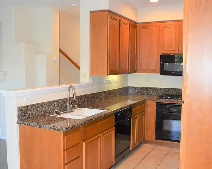2662 Prato Ln — Photo 3