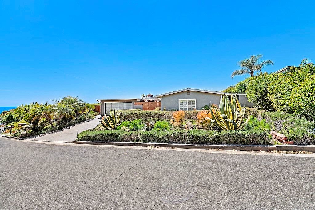 30841 Driftwood Dr, Laguna Beach, CA 92651 | Zillow