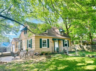 1205 Garden Ln, Champaign, IL 61820