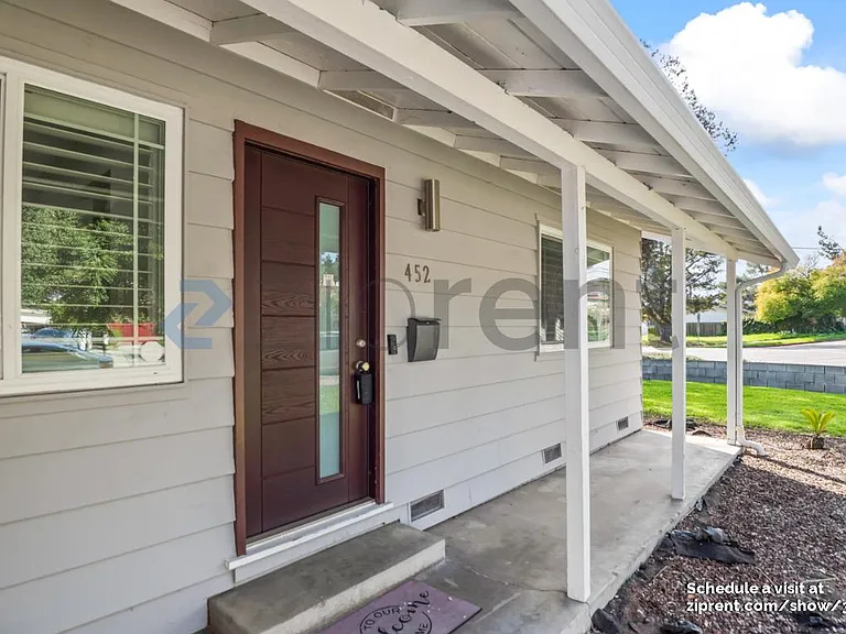 452 War Admiral Ave — Photo 1