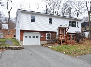 135 Parker St, Bangor, ME 04401