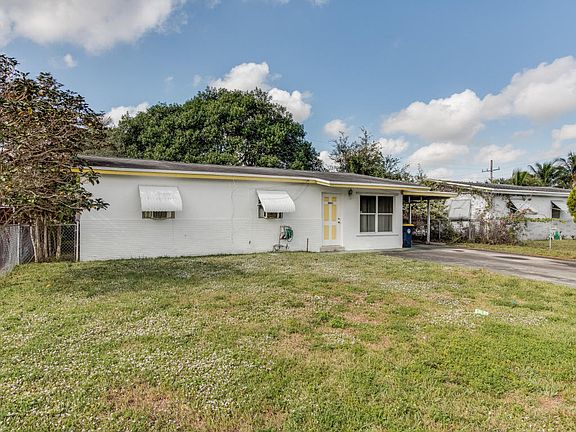 3rd image of 4861 SW 43rd Ter