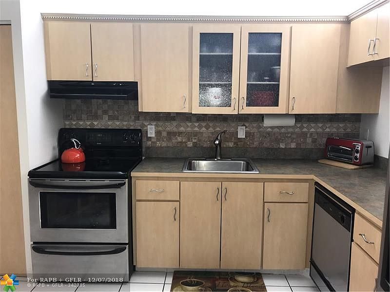 1st image of 1402 NW 80th Ave APT 206