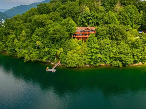 245 Upper Walnut Tree Ln, Topton, NC 28781