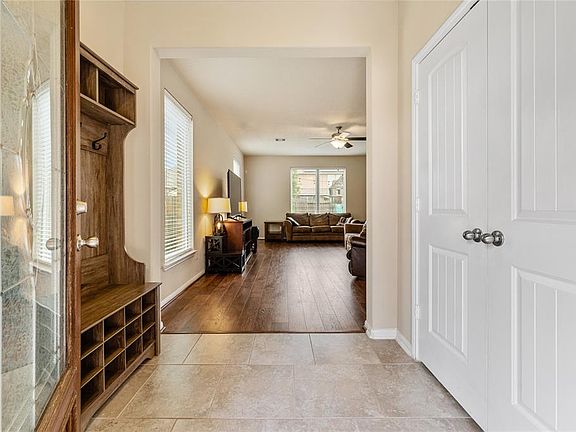 3rd image of 8139 Heartbrook Field Lane