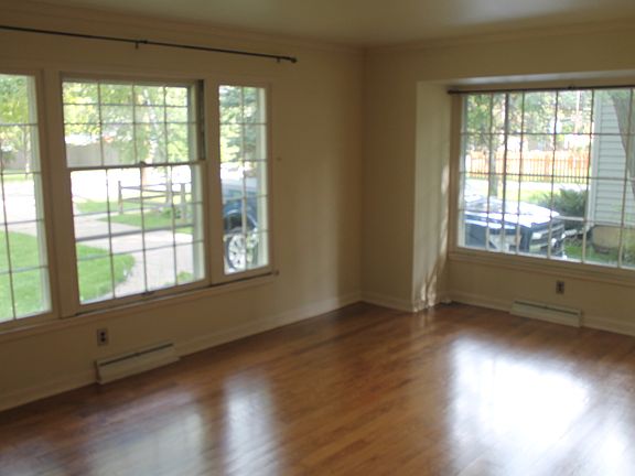 3rd image of 230 N Lake St