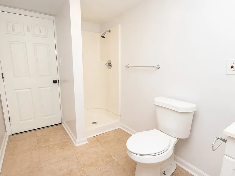 3259 Ozark Cir — Photo 21