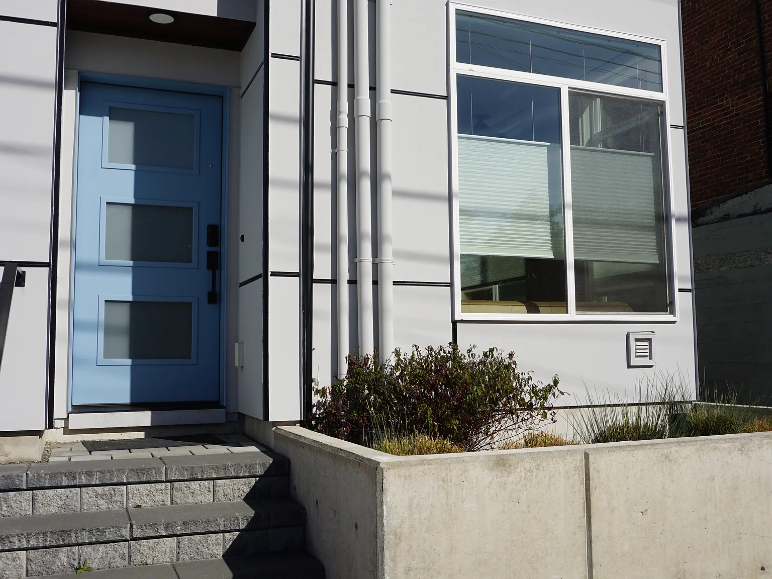 2 bed, 1087 sqft, $4,900 — Photo 3