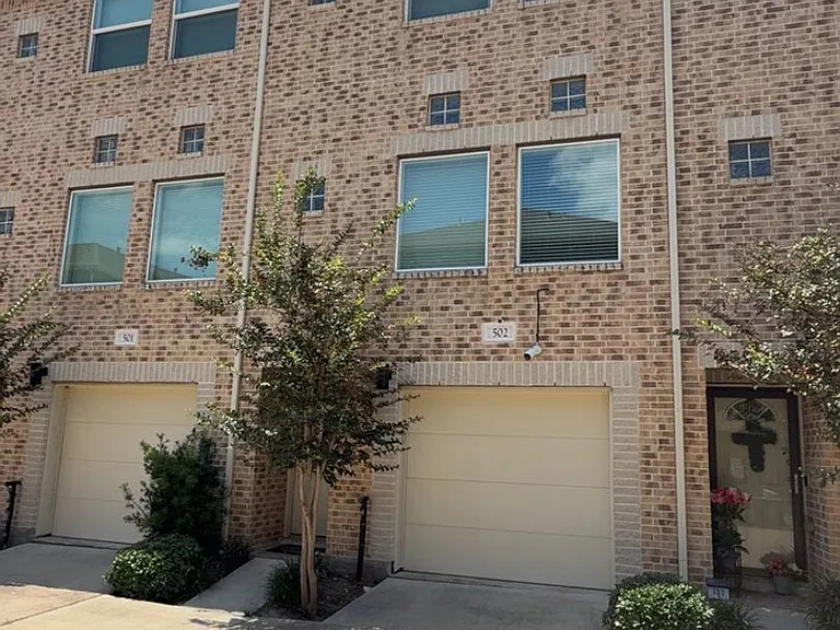 8705 Bryam St #502 — Photo 1