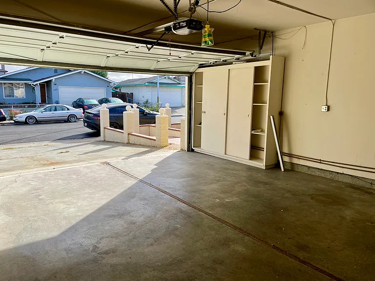 1125 Moonlight Way — Photo 17