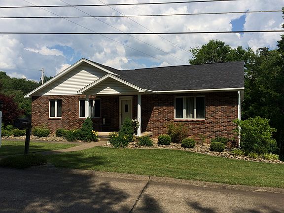 2nd image of 262 Eastview Dr