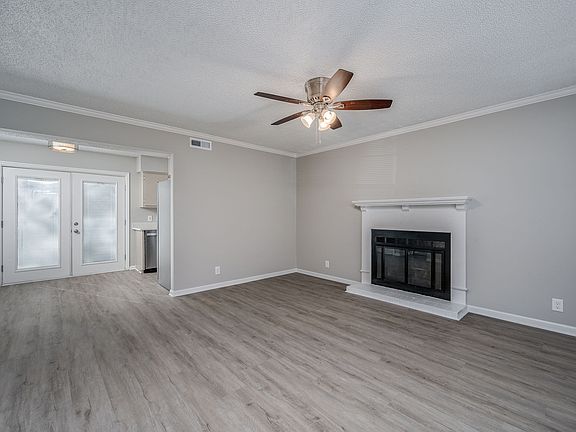3rd image of 3183 Trails End Ln