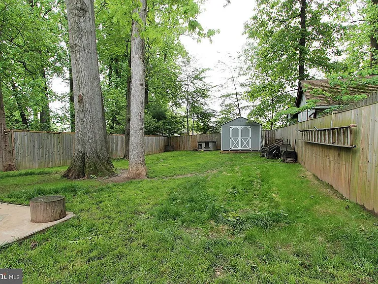 4272 Allison Cir — Photo 35