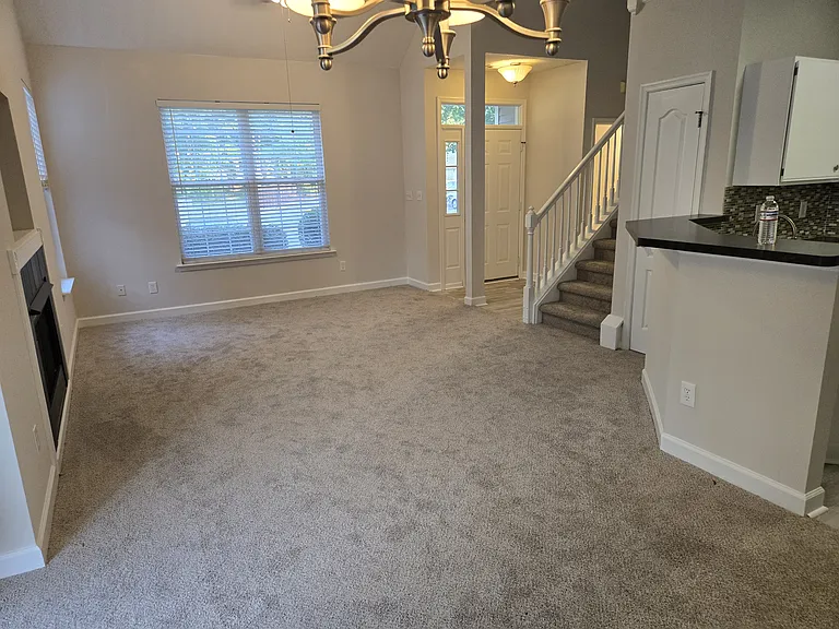 730 Windbrook Cir — Photo 6