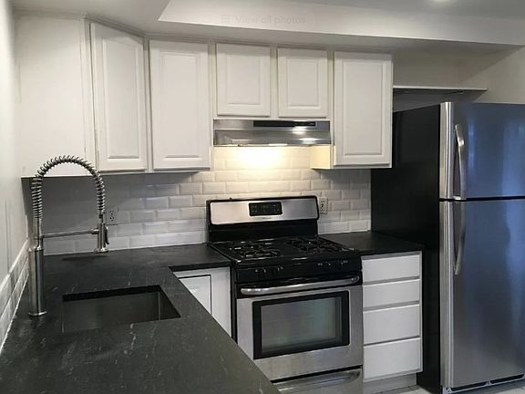 2nd image of 159 Auburn St #1A