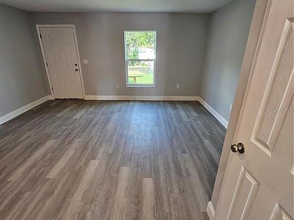 4th image of 1005 N Tangerine St