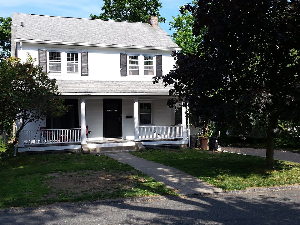 1st image of 41 Harvard Ct