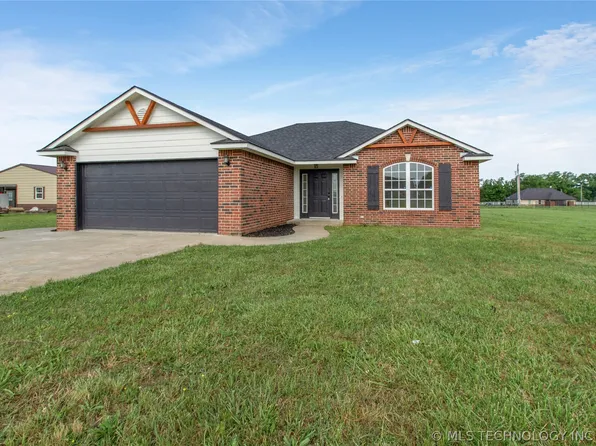 19150 S Coyote Dr, Claremore, OK 74019