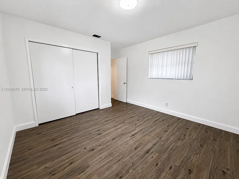 117 NE 30th Ct #2 — Photo 12
