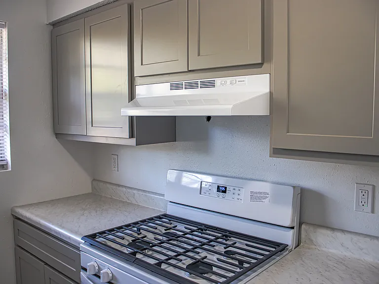 The Residences at Bella Vista — Photo 10