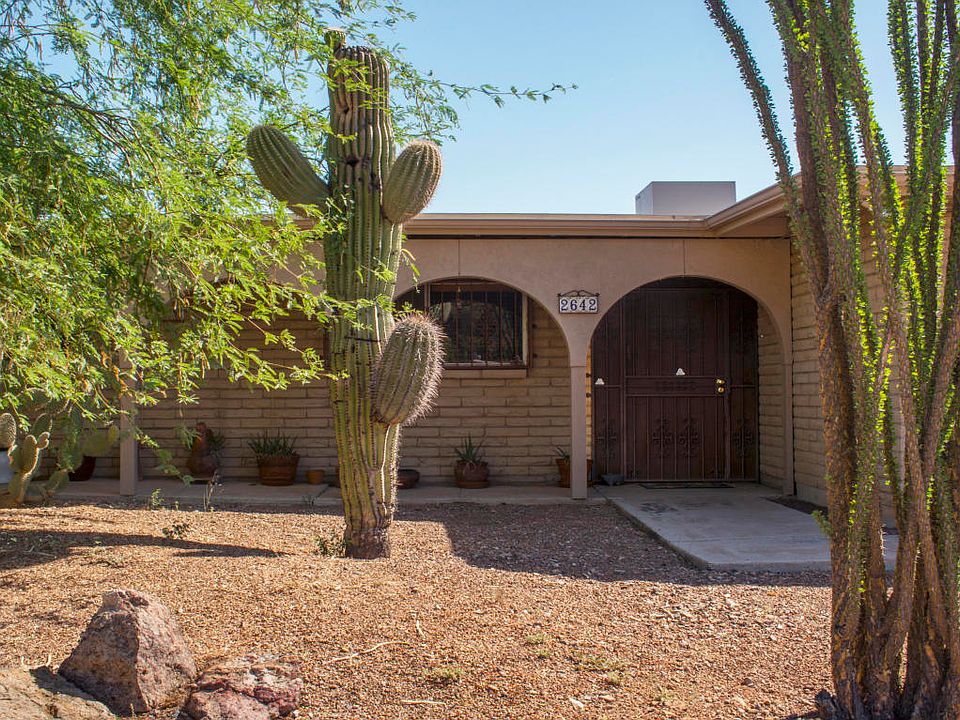 1st image of 2642 W Calle Padilla