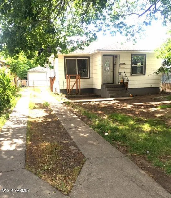 1204 S 10th Ave photo 1