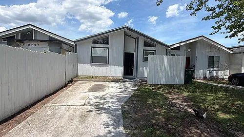 10739 Kusaie Dr S Photo 1