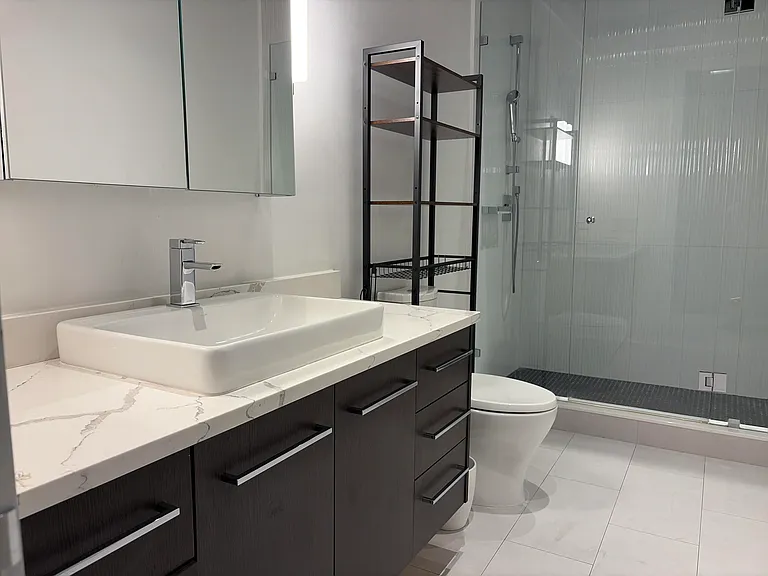 425 N Andrews Ave #206 — Photo 12