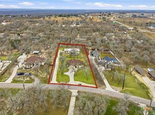 203 Champions Blvd, La Vernia, TX 78121