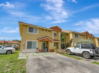 5261 NW 190th St, Miami Gardens, FL 33055