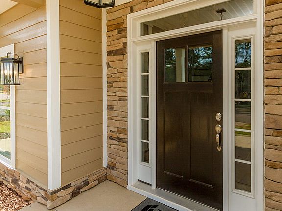 3rd image of 805 Lillian Park Drive #Lp1