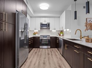 615 W Peace St #202, Raleigh, NC 27605