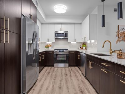 615 W Peace St #202, Raleigh, NC, 27605