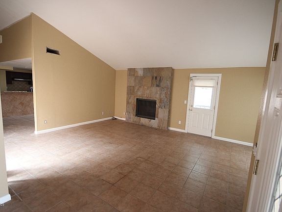 4th image of 2242 N 87th Way