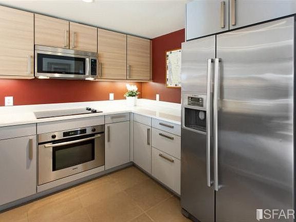 5th image of 555 4th St Unit 703