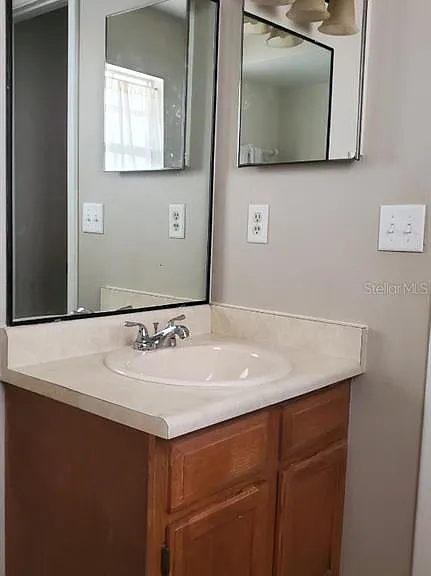 1311 Alfonzo Cir — Photo 17