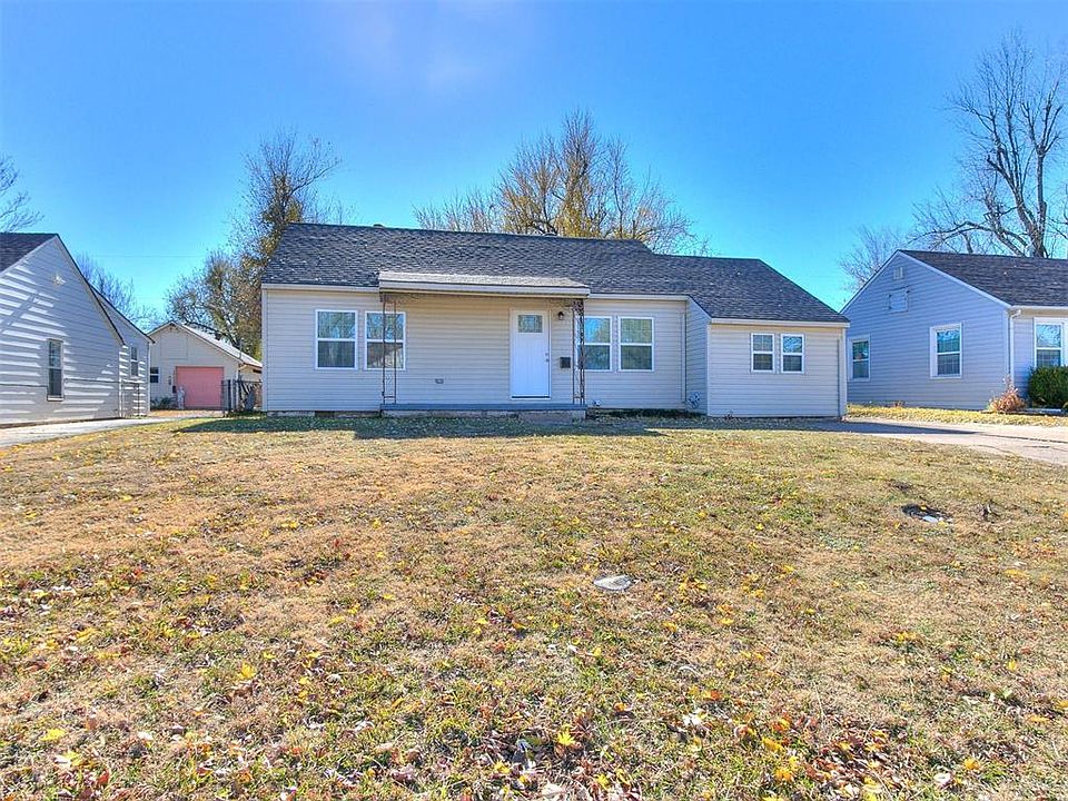 1st image of 4636 SE 21st St