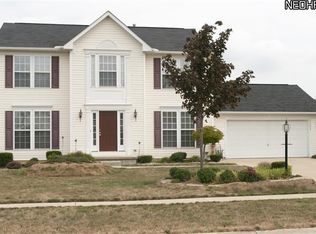 37998 Stoney Lake Dr, North Ridgeville, OH 44039