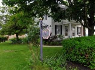 1566 Lime Valley Rd, Strasburg, PA 17579