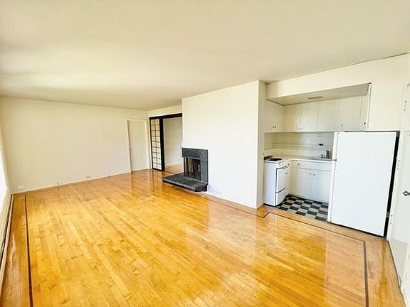 3rd image of 80 Alta St #9