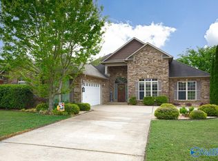 122 Brier Rose Ln, Harvest, AL 35749