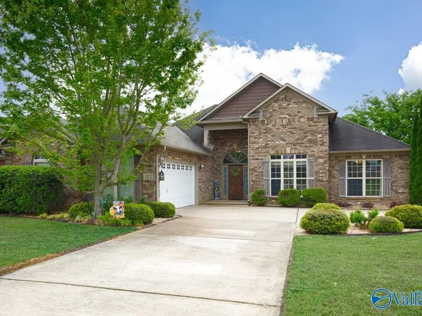 122 Brier Rose Ln, Harvest, AL 35749