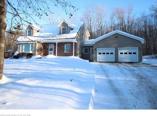 40 Centre Rd, Wales, ME 04280