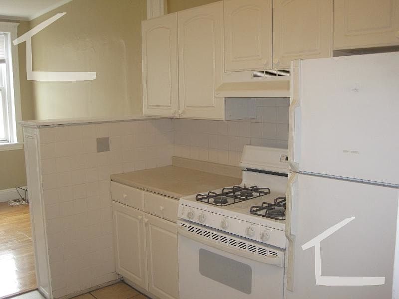 1st image of 318 Saint Paul St #11BW