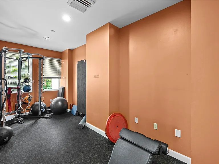 3102 Tuscany Way #3102 — Photo 24