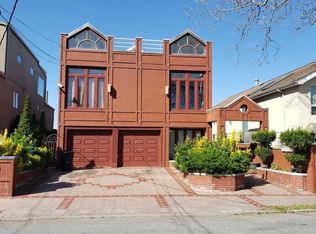 43 Whitman Dr, Brooklyn, NY 11234
