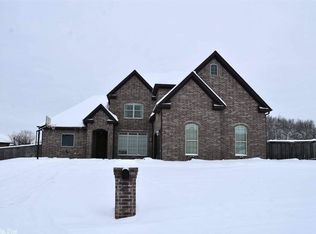 58 River Bend Rd, Mayflower, AR 72106