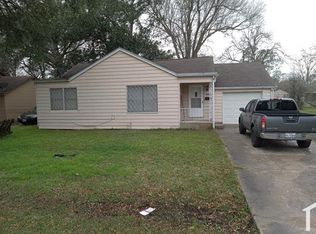 1012 Linden St, La Marque, TX 77568