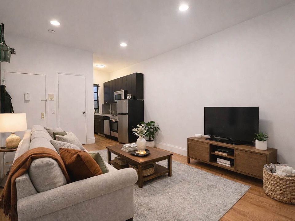 1st image of 267 E 10th St #2A