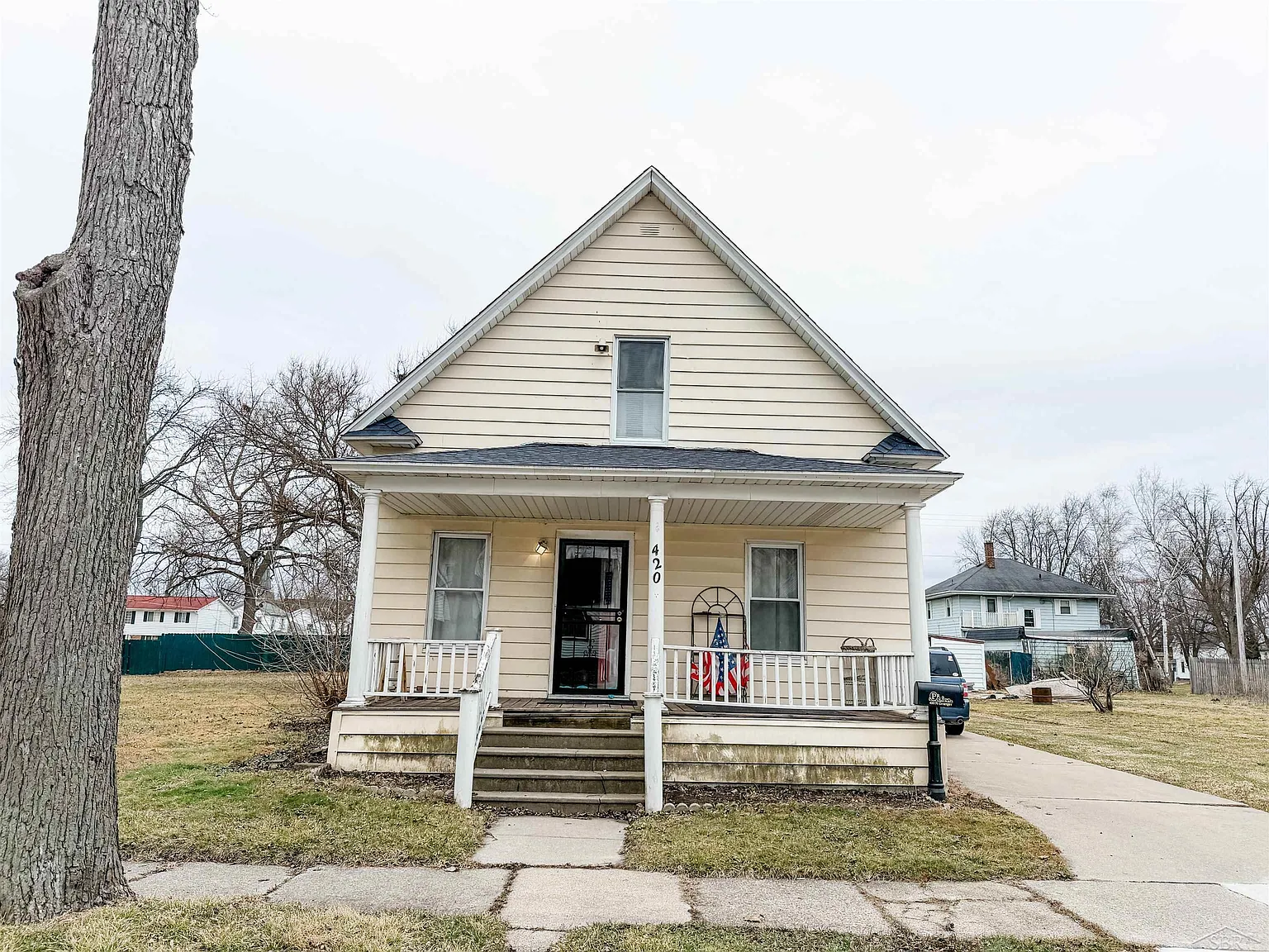 420 N Granger St photo 1
